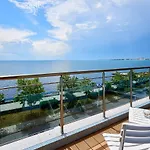Neptun Hotel 3*